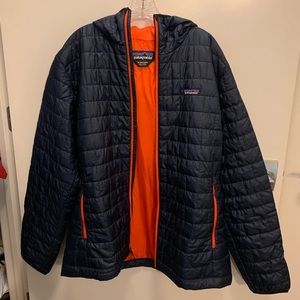 Navy Patagonia XL quilted jacket (men’s)